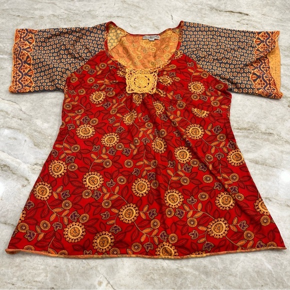 Live and Let Live | Boho Floral Tee | Red, Yellow, Blue | Petite Large - Picture 3 of 9